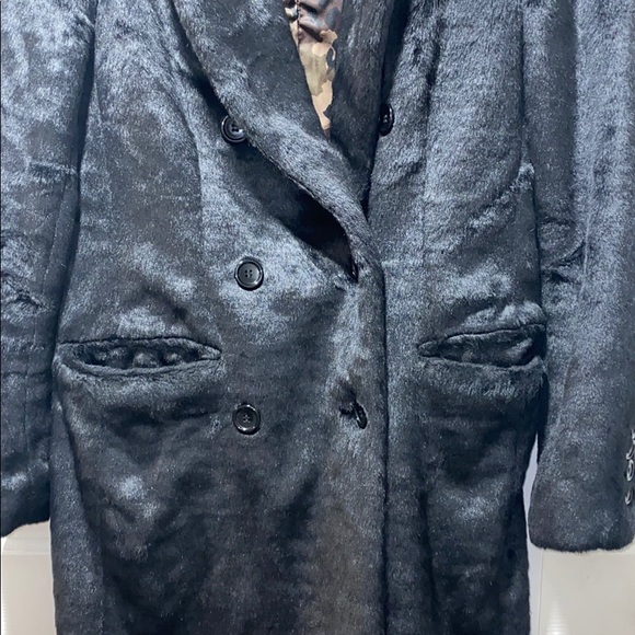 UNIQLO X Carine Roitfield Faux Fur Coat - Picture 3 of 11